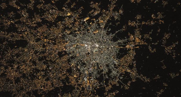 Il sole della nuova Milano sorge ad ovest